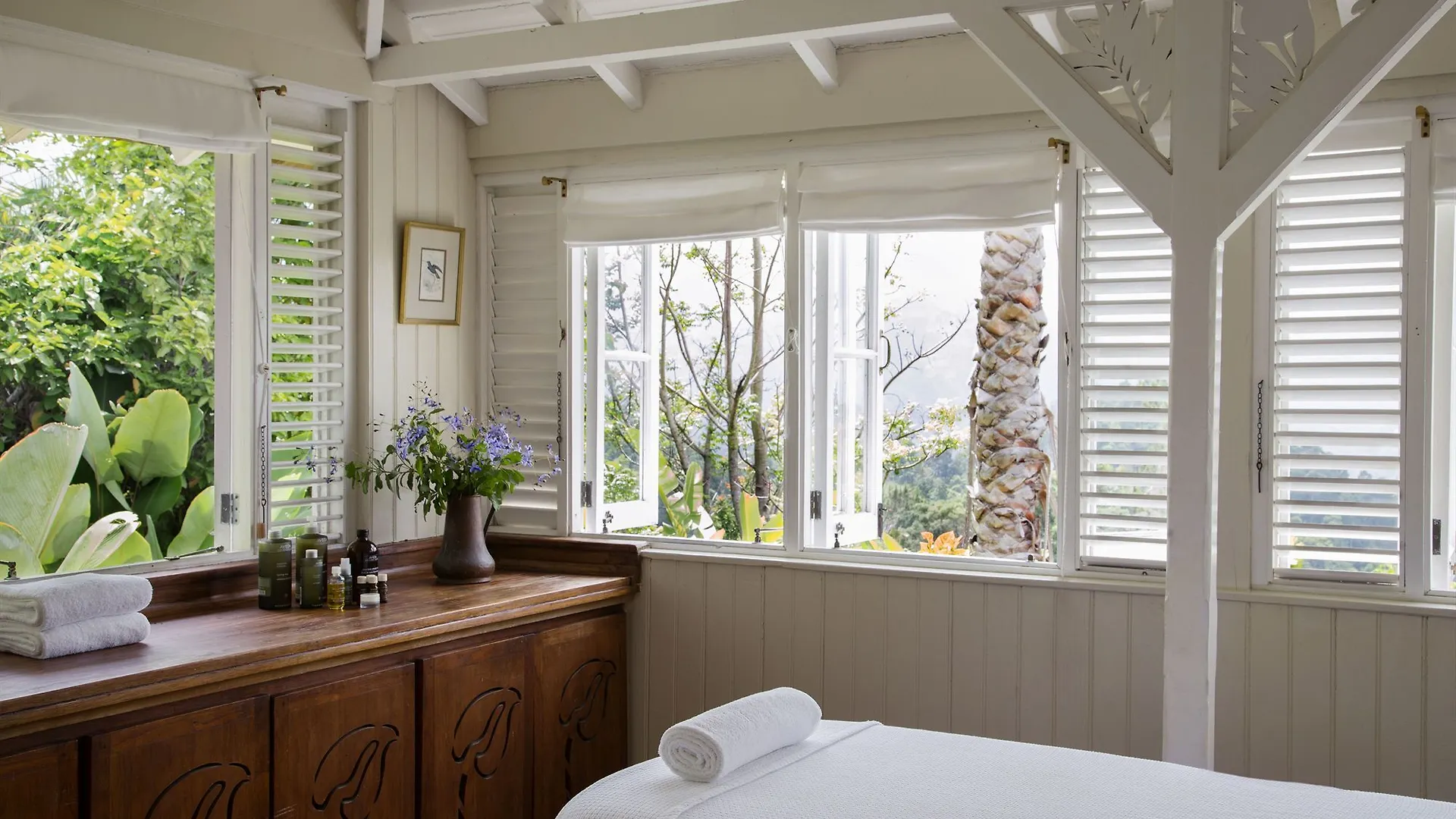 ****  Strawberry Hill Hotel Blue Mountains Jamaica